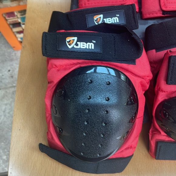 JBM Child & Adults Rider Series Protection Gear/guard Set for Multi Sports. - Picture 3 of 5